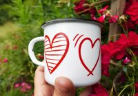 Smaltovaný hrneček plecháček SRDCE, 8cm Hrneček plecháček se srdcem
