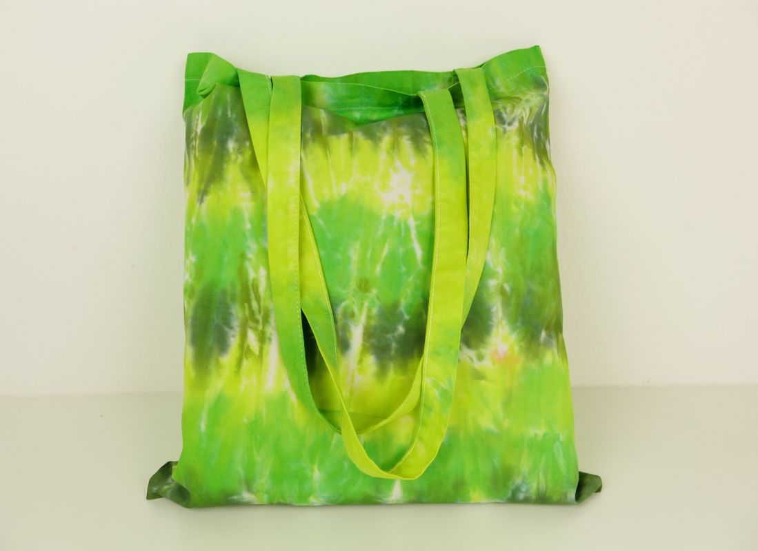 Zelená látková nákupní taška batika