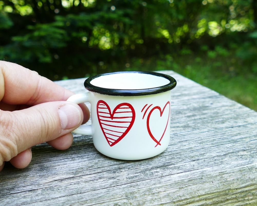 Mini hrneček plecháček se srdíčky