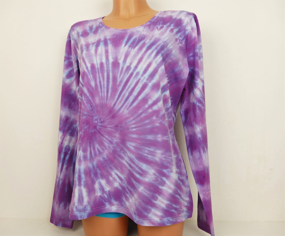 Dámské fialové tričko batika
