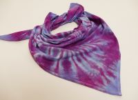Fialkový šátek batika