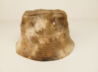 Hnědý batikovaný klobouček
