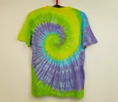 Zelené batikované tričko 