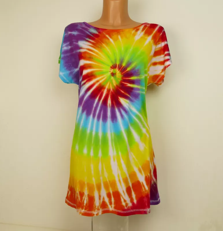 Duhové batikované šaty