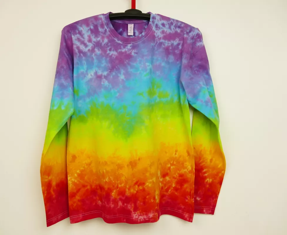 Duhové tričko batika