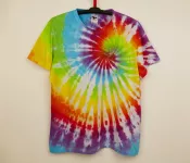 Batikované duhové tričko