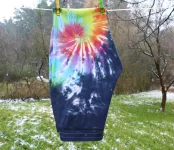 POHODLNÉ KALHOTY (tepláky) batika DUHA V ČERNÉ, L Šťastní lidé-M Batikované kalhoty tepláky s kapsami