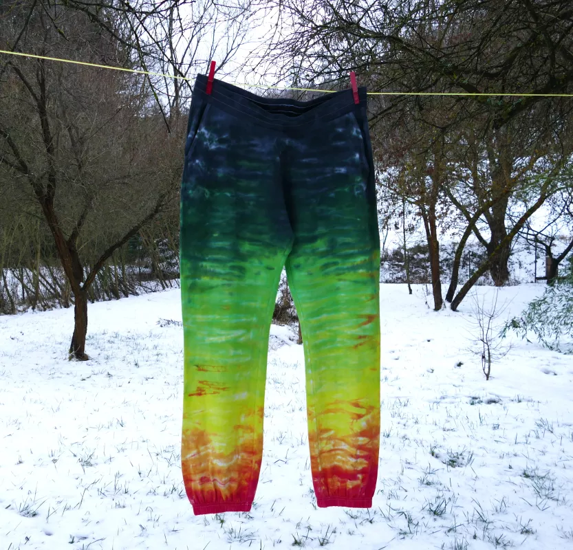 Zelené kalhoty na gumu batika