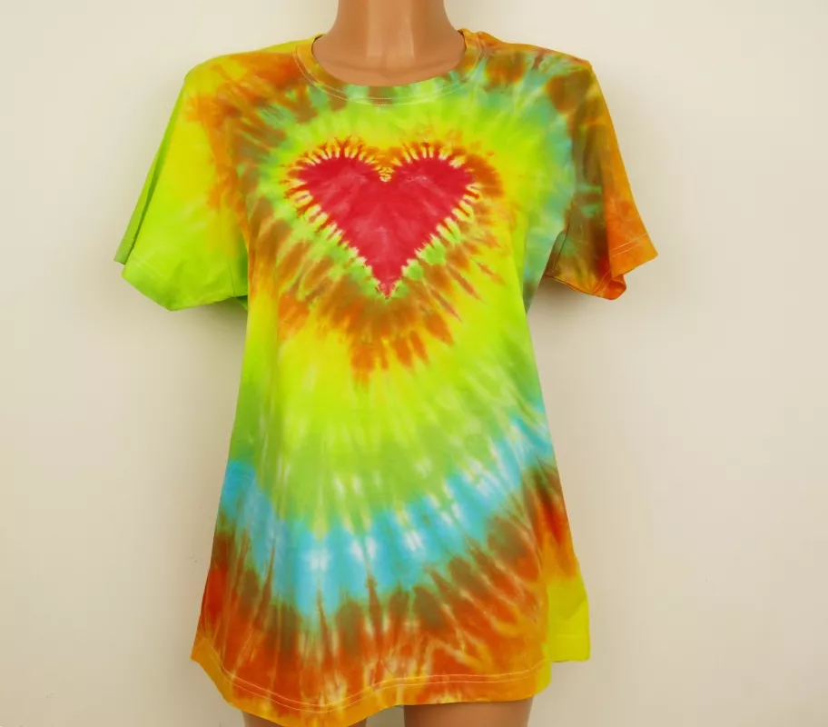 Dámské duhové tričko srdíčko