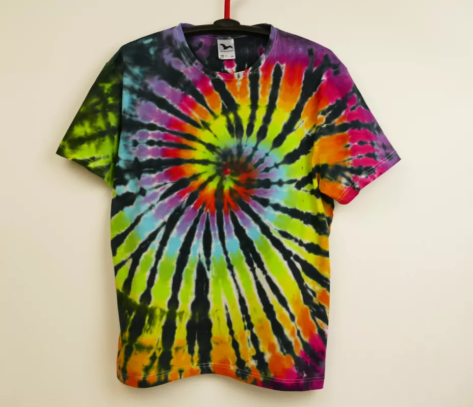 Batikované tričko duhové