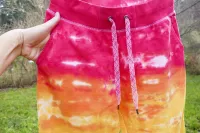 REZERVÉ! Pánské POHODLNÉ KALHOTY (tepláky) batika DUHOVÉ, L Šťastní lidé-M Pánské duhové kalhoty batika