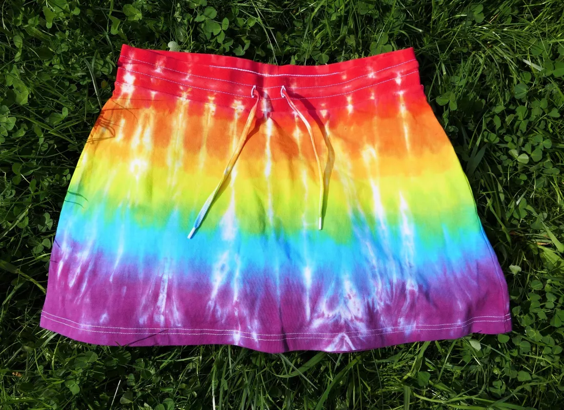 Duhová sukně + kraťasy 